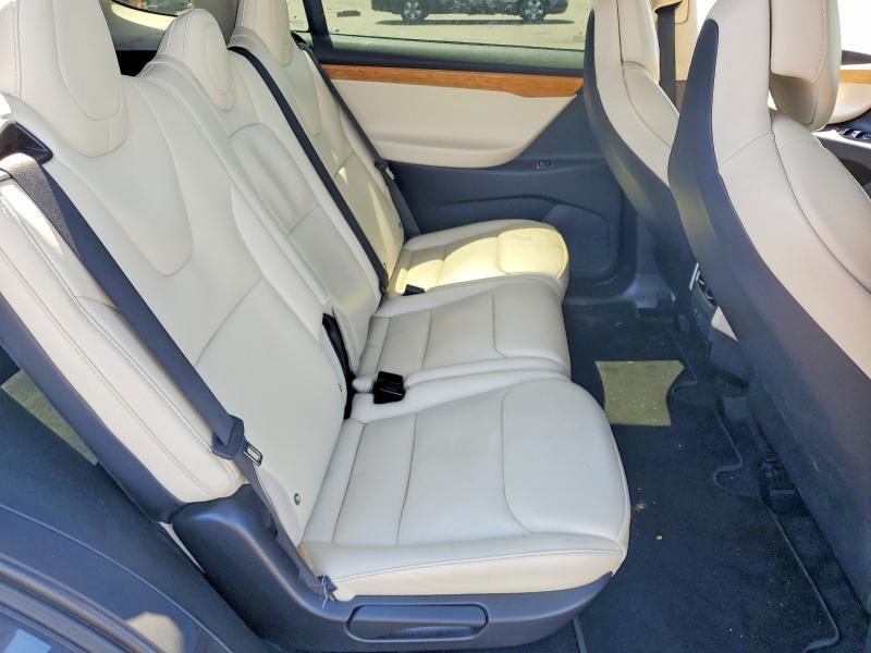 Продажа на аукционе авто 2018 Tesla Model X, vin: 5YJXCDE21JF114986, номер лота: 50302956