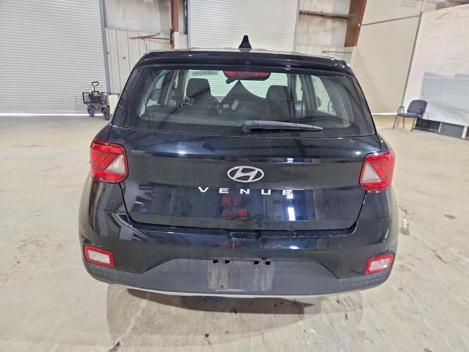 49896546 :رقم المزاد ، KMHRB8A30NU172582 vin ، 2022 Hyundai Venue مزاد بيع