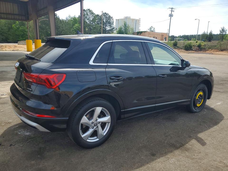 49773676 :رقم المزاد ، WA1AECF38L1125250 vin ، 2020 Audi Q3 مزاد بيع