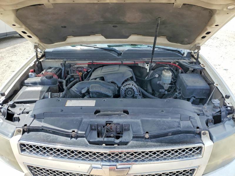Продаж на аукціоні авто 2008 Chevrolet Suburban, vin: 1GNFC16098R246087, номер лоту: 48763286