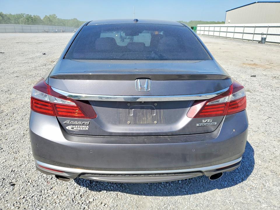 2017 Honda Accord მანქანა იყიდება აუქციონზე, vin: 1HGCR3F9XHA015915, აუქციონის ნომერი: 46927906