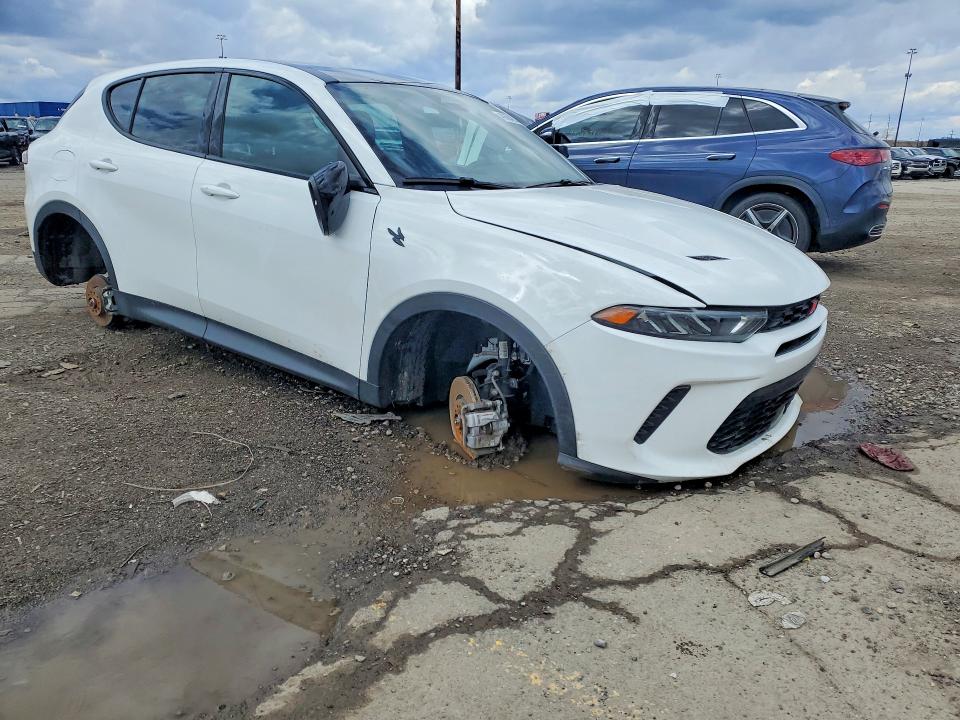 Продаж на аукціоні авто 2024 Dodge Hornet, vin: ZACNDFAN6R3A38788, номер лоту: 48664236