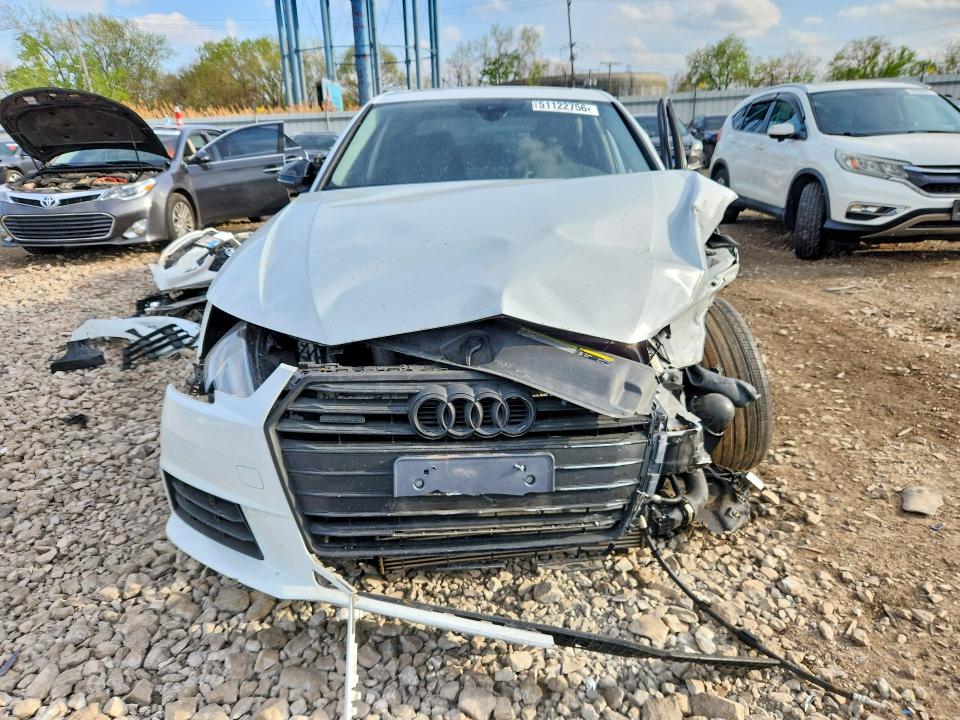 Продажа на аукционе авто 2017 Audi A4, vin: WAUANAF4XHN023884, номер лота: 51122756