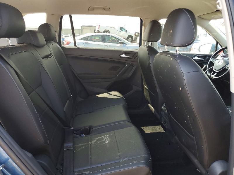 Продаж на аукціоні авто 2018 Volkswagen Tiguan, vin: 3VV2B7AX2JM029118, номер лоту: 49742496