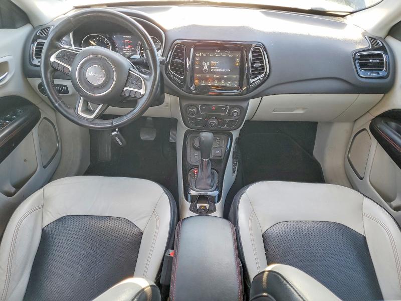 48539216 :رقم المزاد ، 3C4NJDCB2JT489772 vin ، 2018 Jeep Compass مزاد بيع
