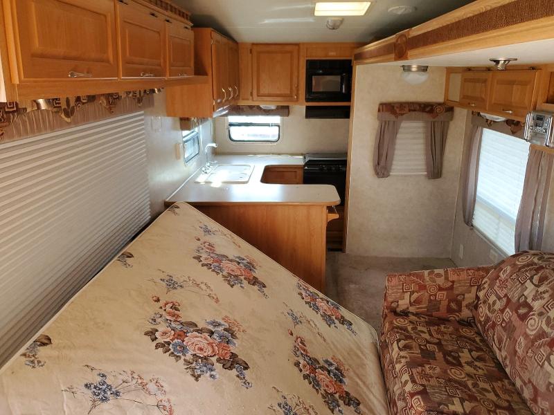 50452186 :رقم المزاد ، 4V0FC29235B006121 vin ، 2005 Crus Cruiser مزاد بيع