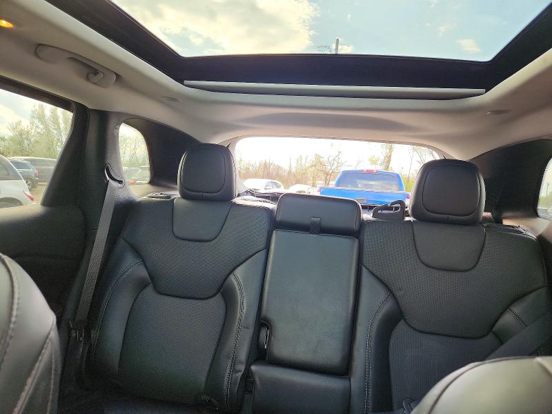 48184216 :رقم المزاد ، 1C4PJMDN5MD132842 vin ، 2021 Jeep Cherokee مزاد بيع