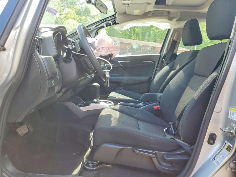 52051866 :رقم المزاد ، 3HGGK5H85FM738187 vin ، 2015 Honda Fit مزاد بيع