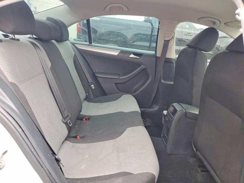51042546 :رقم المزاد ، 3VW2B7AJ8HM307487 vin ، 2017 Volkswagen Jetta مزاد بيع