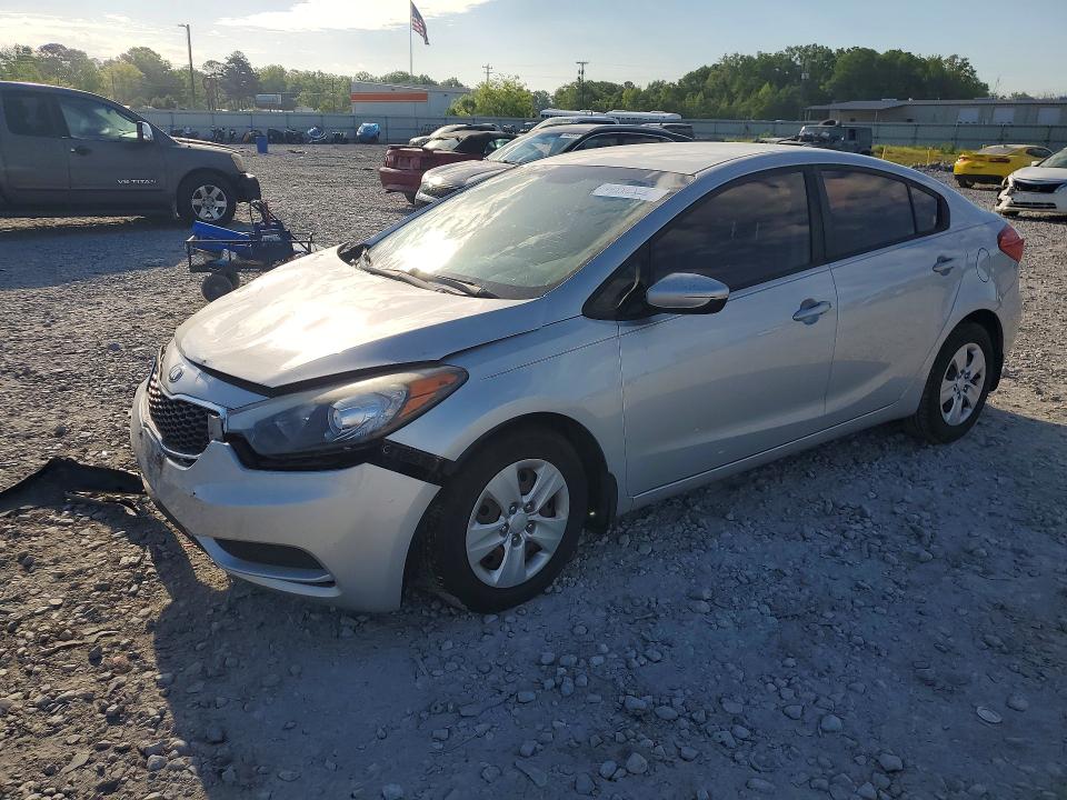 Продажа на аукционе авто 2016 Kia Forte, vin: KNAFK4A69G5589008, номер лота: 49226216