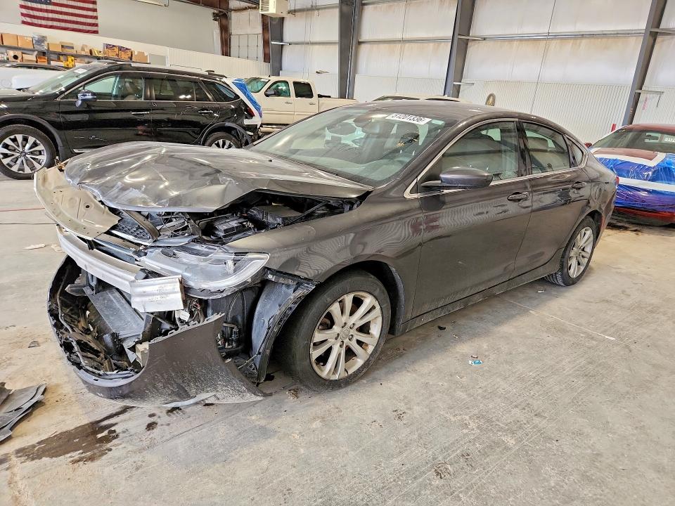 51201336 :رقم المزاد ، 1C3CCCAB8FN591944 vin ، 2015 Chrysler 200 مزاد بيع