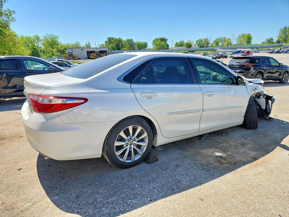 Aukcja sprzedaży 2015 Toyota Camry, vin: 4T1BK1FK4FU029922, numer aukcji: 50671786