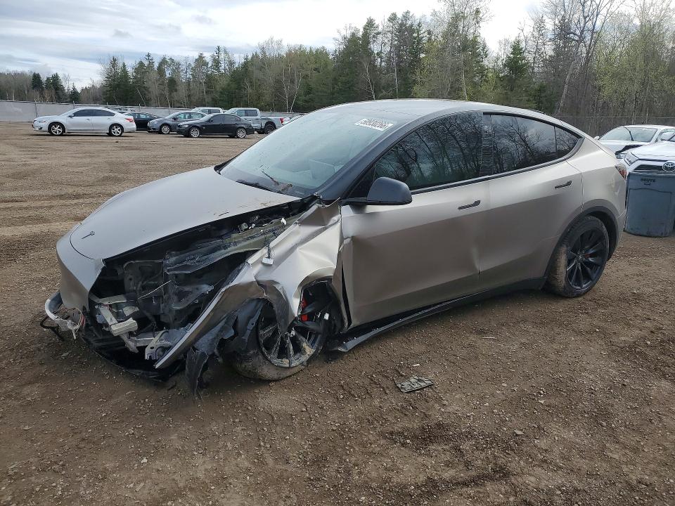 Auction sale of the 2022 Tesla Model Y, vin: 7SAYGDEF2NF314389, lot number: 50930266