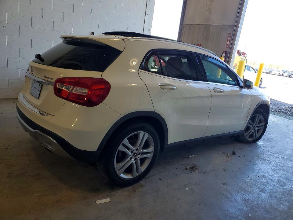 2019 Mercedes-benz Gla მანქანა იყიდება აუქციონზე, vin: WDCTG4GB8KU013978, აუქციონის ნომერი: 49886026