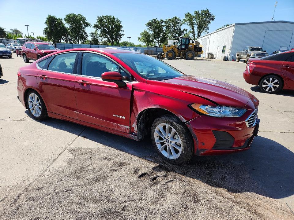 2019 Ford Fusion მანქანა იყიდება აუქციონზე, vin: 3FA6P0LU3KR222545, აუქციონის ნომერი: 49906706