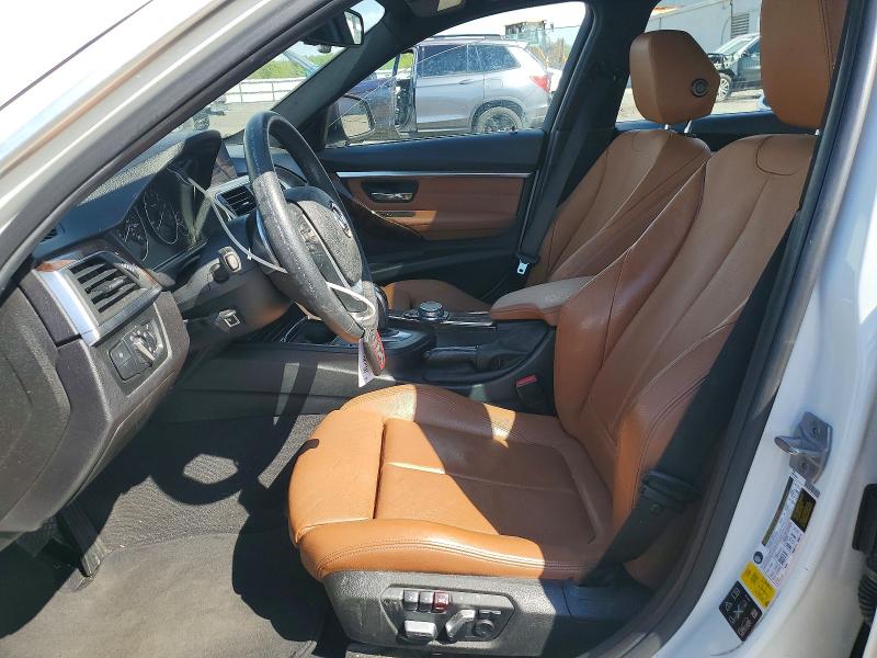 50138686 :رقم المزاد ، WBA8D9G34HNU62052 vin ، 2017 Bmw 330 مزاد بيع