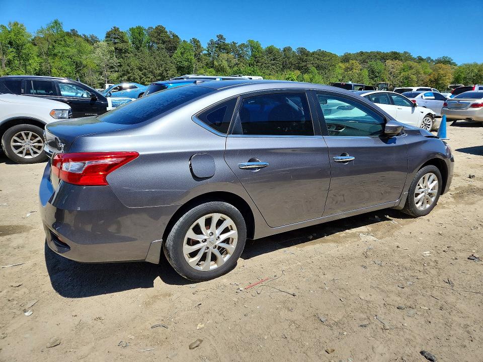 Продажа на аукционе авто 2018 Nissan Sentra, vin: 3N1AB7AP6JY213662, номер лота: 51087956