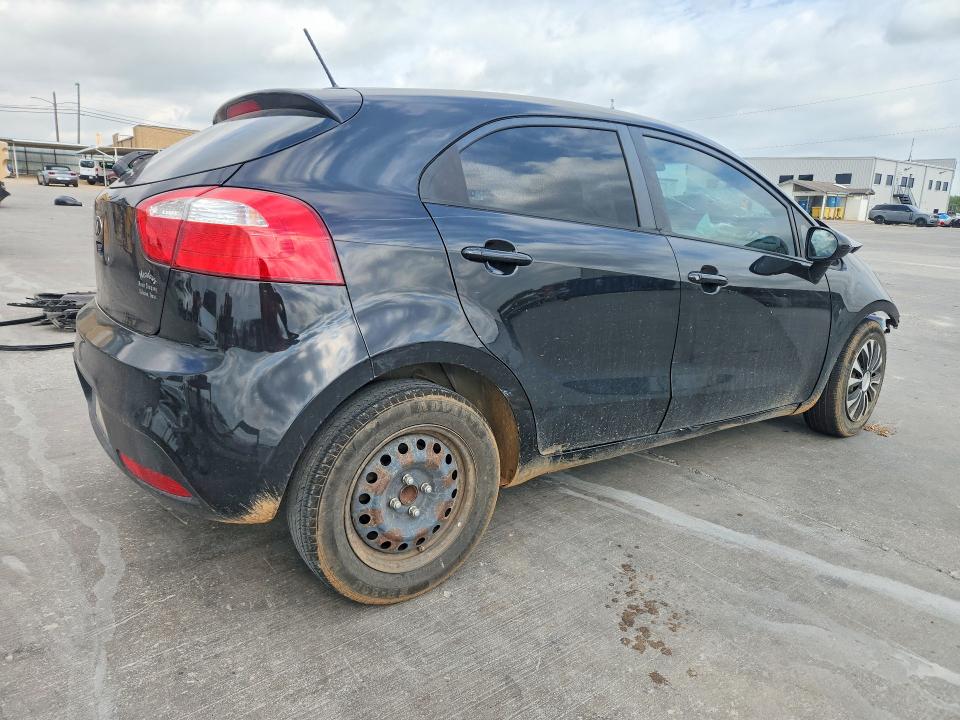 50438136 :رقم المزاد ، KNADM5A30F6518169 vin ، 2015 Kia Rio مزاد بيع