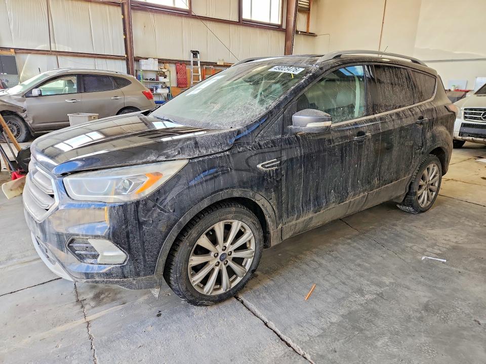 2017 Ford Escape მანქანა იყიდება აუქციონზე, vin: 1FMCU9J98HUC39847, აუქციონის ნომერი: 49023476