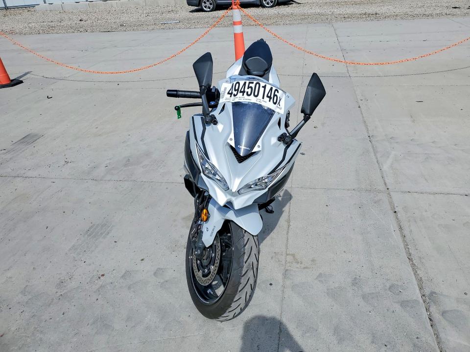2025 Kawasaki Zx400 მანქანა იყიდება აუქციონზე, vin: ML5ZXCS11SDA39246, აუქციონის ნომერი: 49450146