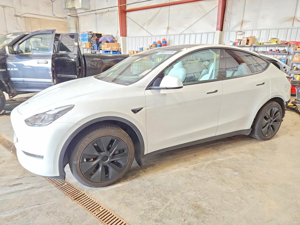 49672176 :رقم المزاد ، 7SAYGDEE1RF207993 vin ، 2024 Tesla Model Y مزاد بيع