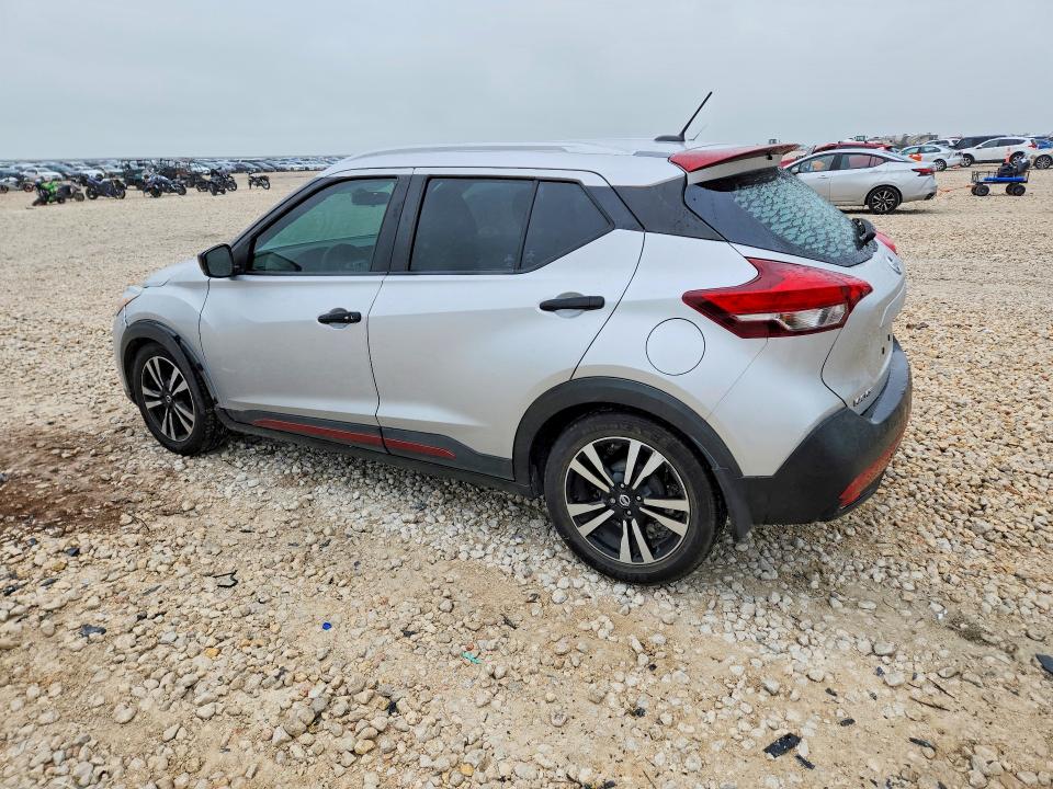 51553456 :رقم المزاد ، 3N1CP5CUXJL545375 vin ، 2018 Nissan Kicks مزاد بيع