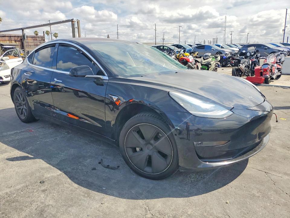 2018 Tesla Model 3 მანქანა იყიდება აუქციონზე, vin: 5YJ3E1EA8JF006654, აუქციონის ნომერი: 47274466