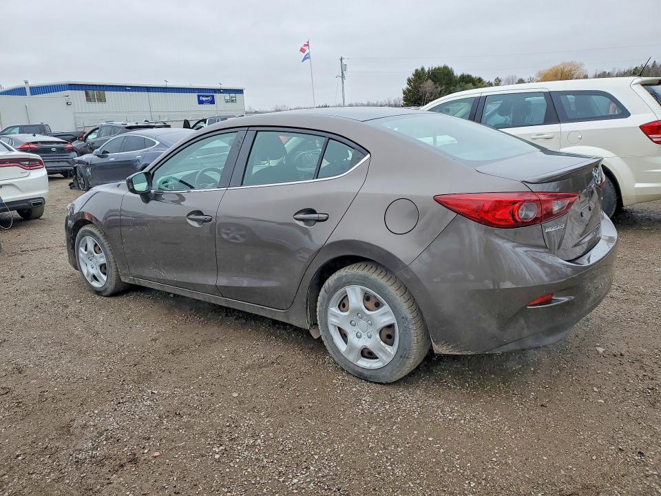 46167246 :رقم المزاد ، 3MZBM1V72FM143253 vin ، 2015 Mazda 3 مزاد بيع