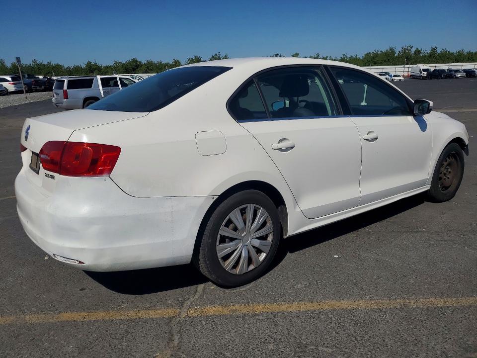 2013 Volkswagen Jetta მანქანა იყიდება აუქციონზე, vin: 3VWDP7AJ7DM417810, აუქციონის ნომერი: 51599426