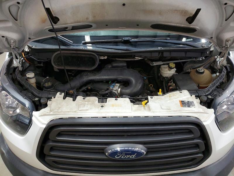 48825976 :رقم المزاد ، 1FTYE1ZM5JKA34750 vin ، 2018 Ford Transit مزاد بيع