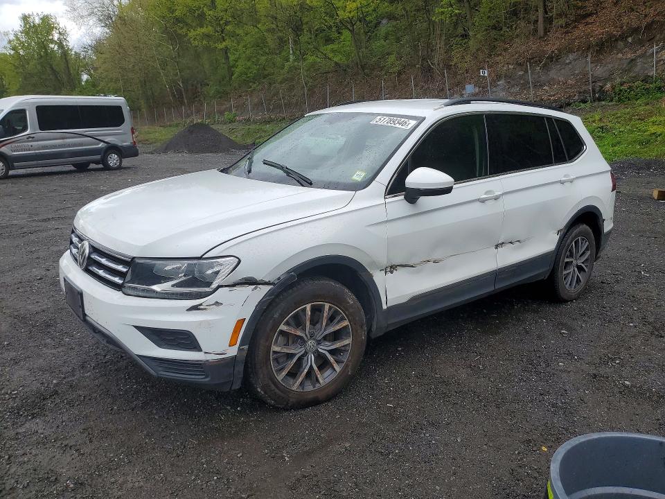 Продаж на аукціоні авто 2020 Volkswagen Tiguan, vin: 3VV2B7AX9LM030446, номер лоту: 51789346