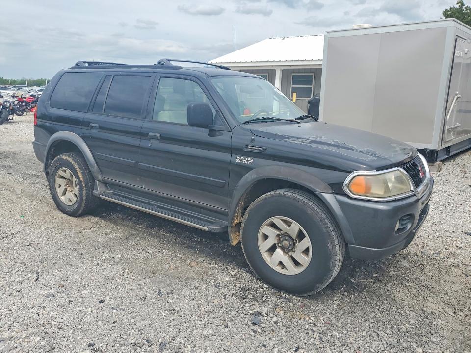 50176156 :رقم المزاد ، JA4MT31H4YP811523 vin ، 2000 Mitsubishi Montero مزاد بيع