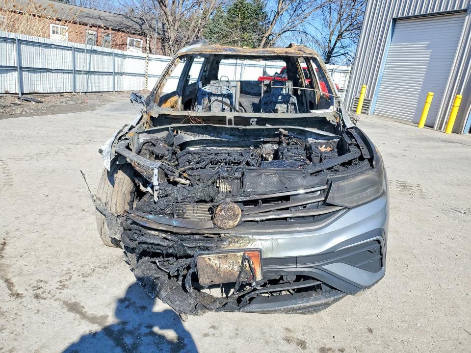 2023 Volkswagen Tiguan მანქანა იყიდება აუქციონზე, vin: 3VVMB7AX5PM036551, აუქციონის ნომერი: 49104126