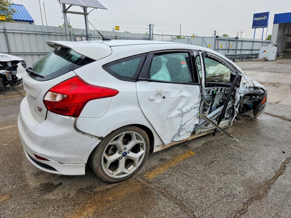 Auction sale of the 2014 Ford Focus, vin: 1FADP3L90EL395897, lot number: 51300856