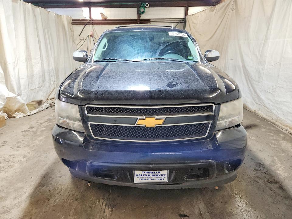 50754036 :رقم المزاد ، 1GNSKBE01BR102842 vin ، 2011 Chevrolet Tahoe مزاد بيع
