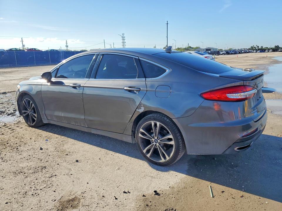 50348746 :رقم المزاد ، 3FA6P0D93LR115278 vin ، 2020 Ford Fusion مزاد بيع
