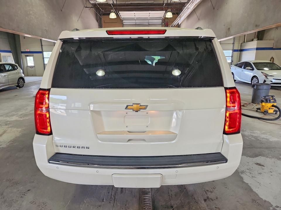 Aukcja sprzedaży 2015 Chevrolet Suburban, vin: 1GNSKKKC5FR679507, numer aukcji: 49706576