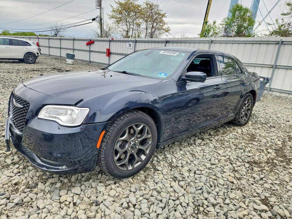 Auction sale of the 2015 Chrysler 300, vin: 2C3CCAGG4FH808759, lot number: 50764556