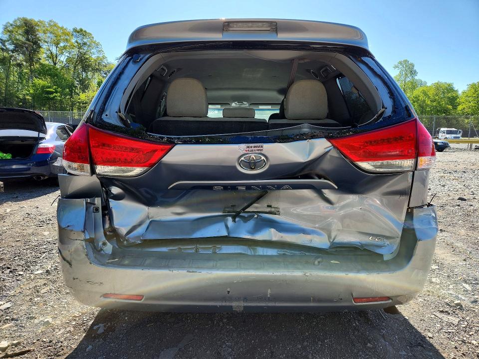 Продажа на аукционе авто 2011 Toyota Sienna, vin: 5TDKK3DCXBS133101, номер лота: 50407046