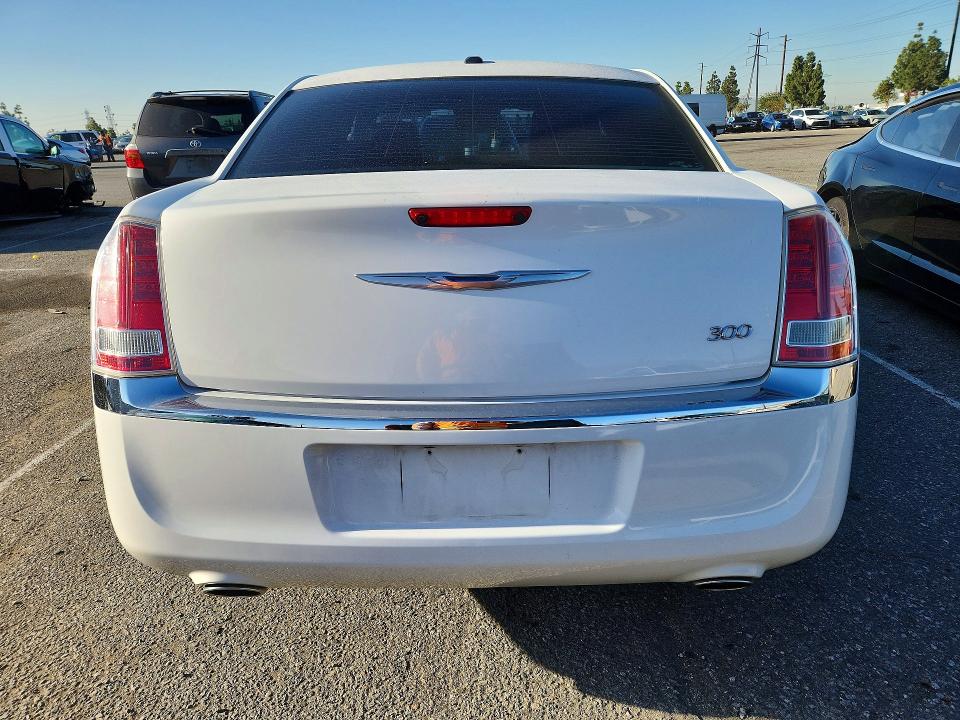 2012 Chrysler 300 მანქანა იყიდება აუქციონზე, vin: 2C3CCACG4CH182406, აუქციონის ნომერი: 48787176
