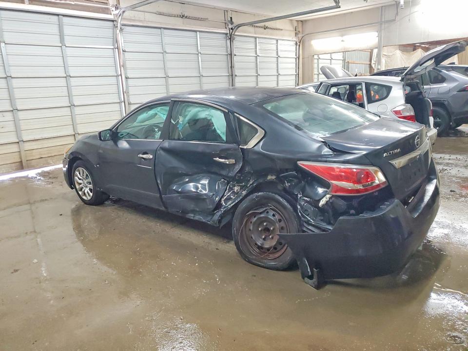 2015 Nissan Altima მანქანა იყიდება აუქციონზე, vin: 1N4AL3AP8FC581253, აუქციონის ნომერი: 48473326