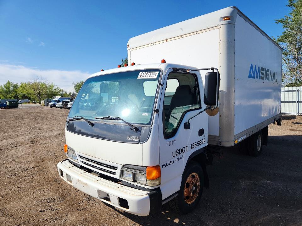 51327536 :رقم المزاد ، JALB4B148Y7002168 vin ، 2000 Isuzu Npr مزاد بيع