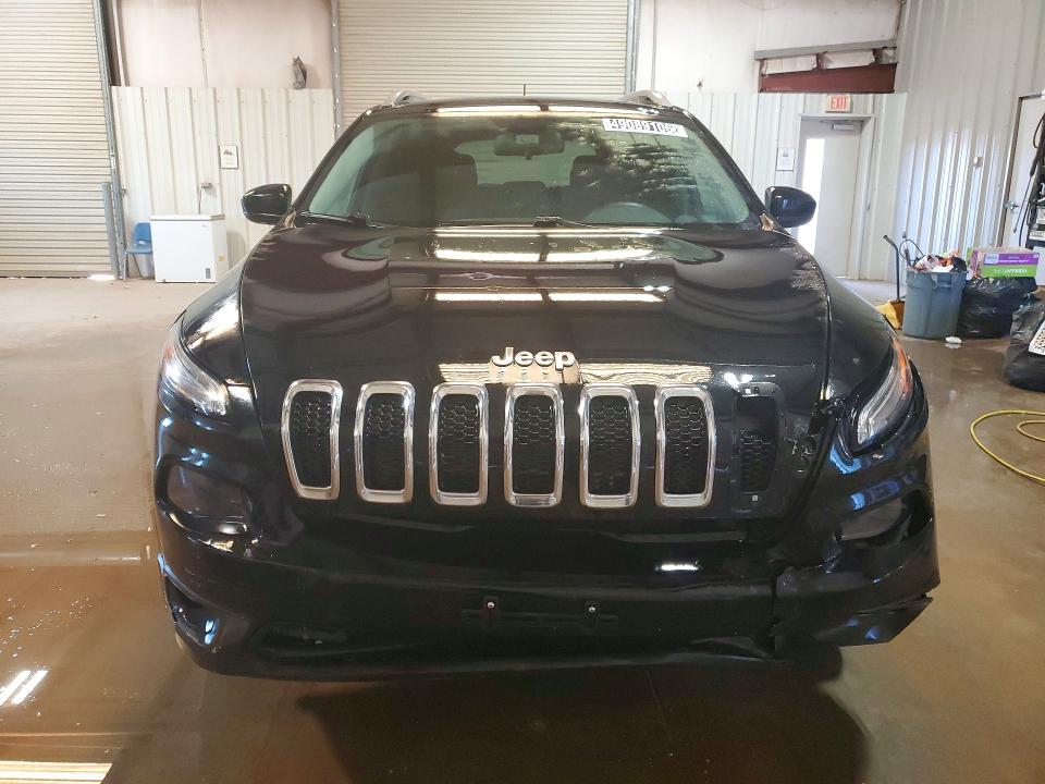 49089106 :رقم المزاد ، 1C4PJMCB2JD500493 vin ، 2018 Jeep Cherokee مزاد بيع