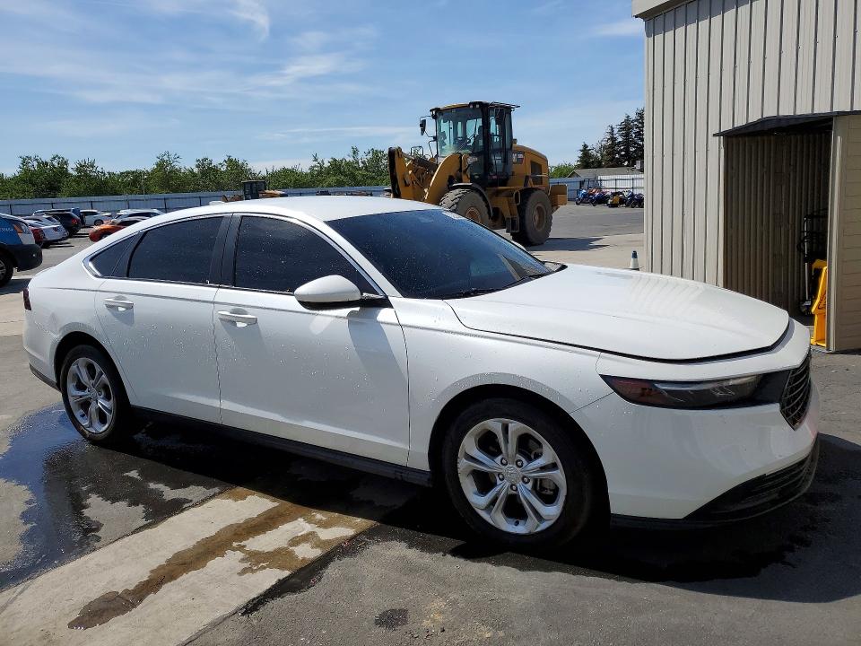 49841026 :رقم المزاد ، 1HGCY1F23RA067883 vin ، 2024 Honda Accord مزاد بيع