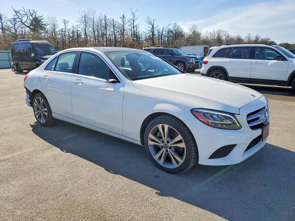 2019 Mercedes-benz C300 მანქანა იყიდება აუქციონზე, vin: 55SWF8EB1KU300859, აუქციონის ნომერი: 51333616
