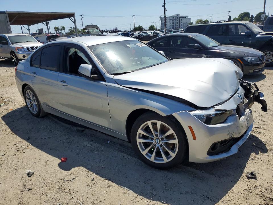 Продаж на аукціоні авто 2016 Bmw 320, vin: WBA8A9C56GK617135, номер лоту: 51672276