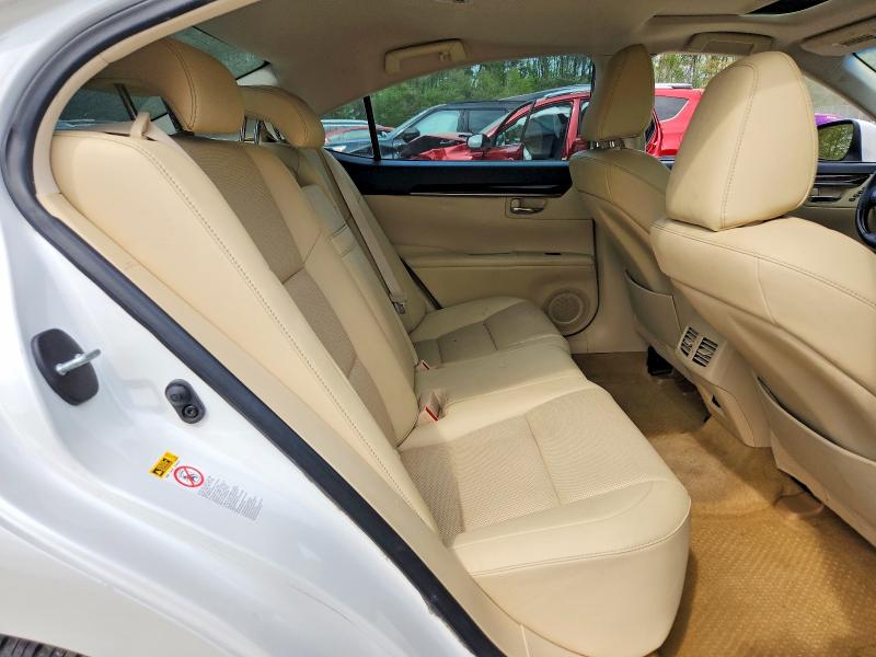Продажа на аукционе авто 2015 Lexus Es, vin: JTHBK1GG4F2176637, номер лота: 50158886