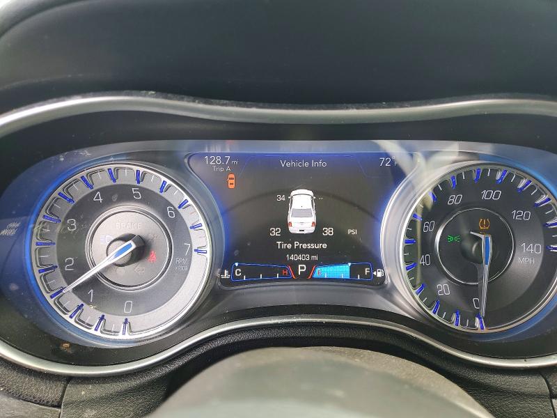 47654396 :رقم المزاد ، 2C3CCARG8JH309114 vin ، 2018 Chrysler 300 مزاد بيع