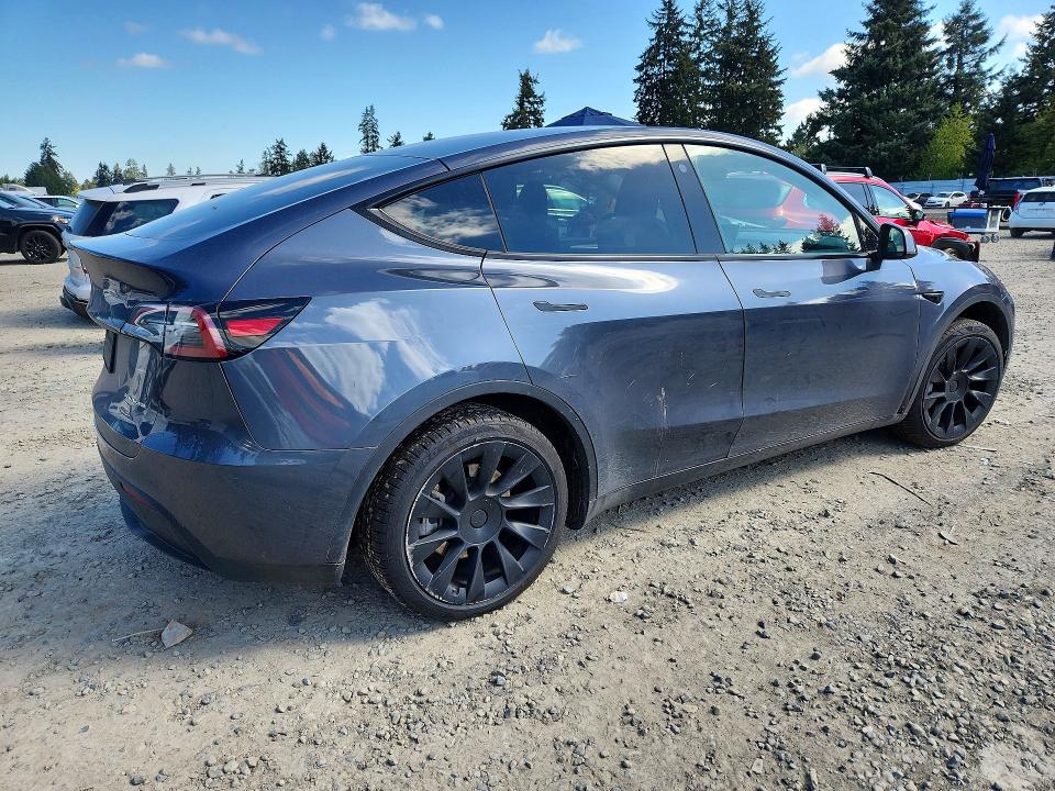 Продажа на аукционе авто 2023 Tesla Model Y, vin: 7SAYGAEE6PF762384, номер лота: 51131716