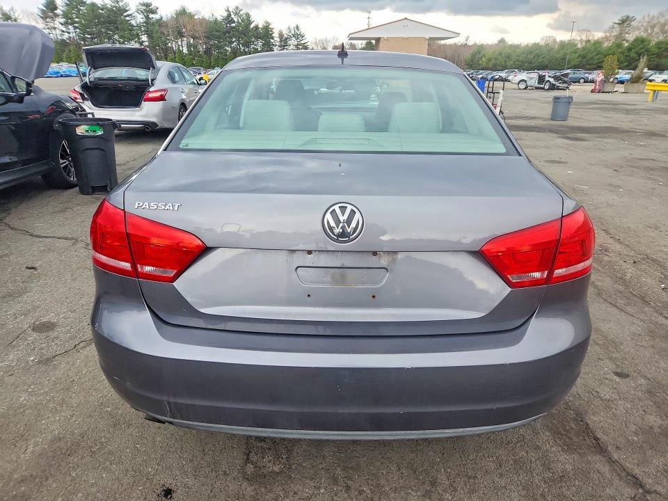 50595066 :رقم المزاد ، 1VWAH7A35CC085058 vin ، 2012 Volkswagen Passat مزاد بيع
